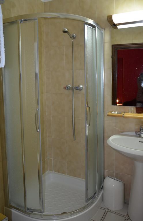 Hotel Corona Термоли Экстерьер фото